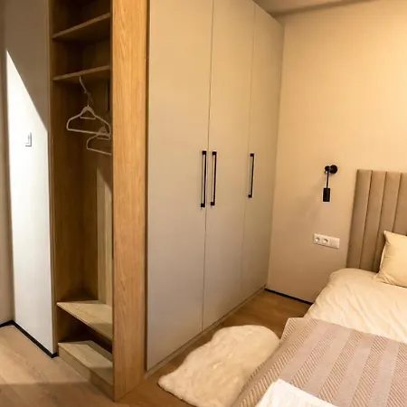 Domaris Apartamento Varsóvia